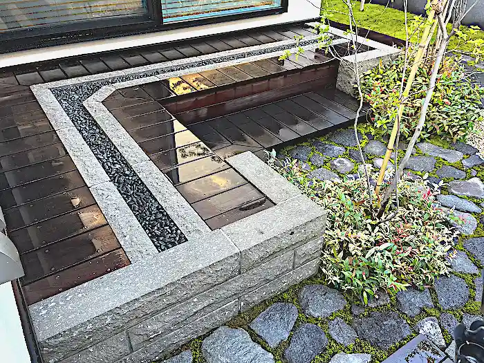 渋い感じの縁台